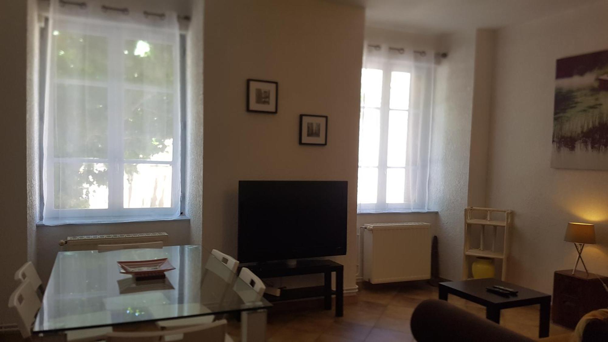 Appartements Coeur De Village Saint-Jean-du-Bruel Cameră foto